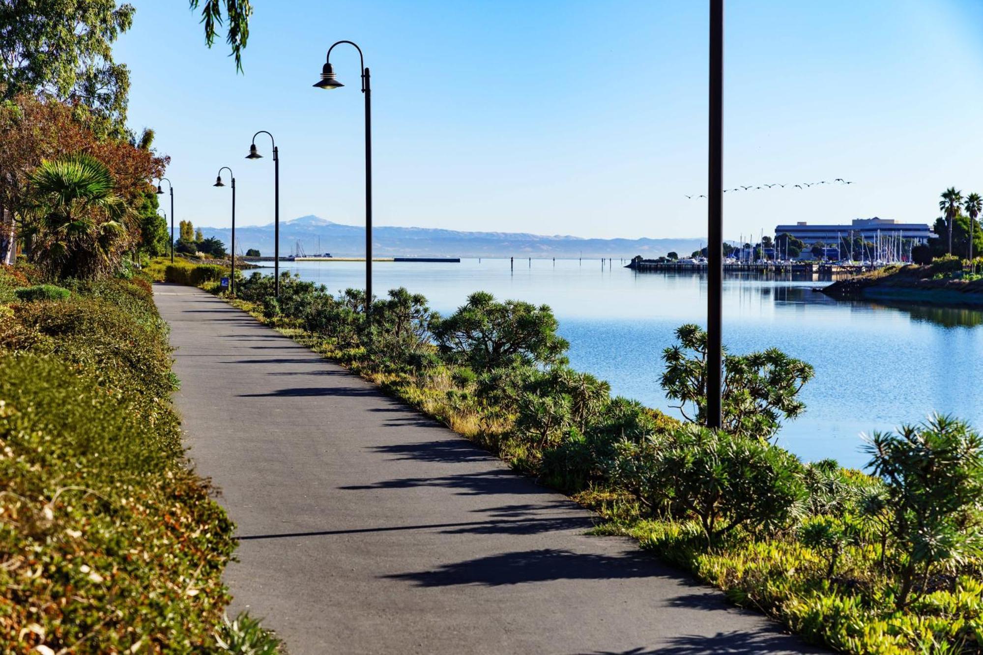 Ac Hotel By Marriott San Francisco Airport/Oyster Point Waterfront South San Francisco Esterno foto